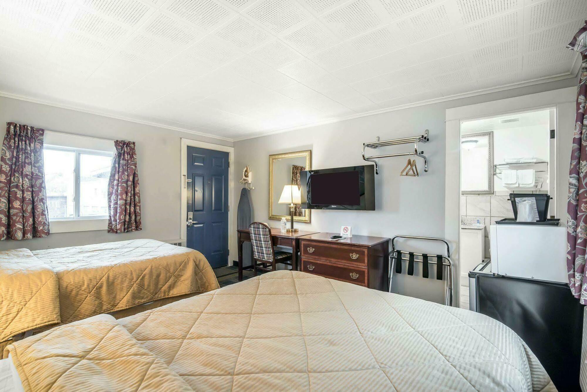 Royal Inn Claremont Buitenkant foto